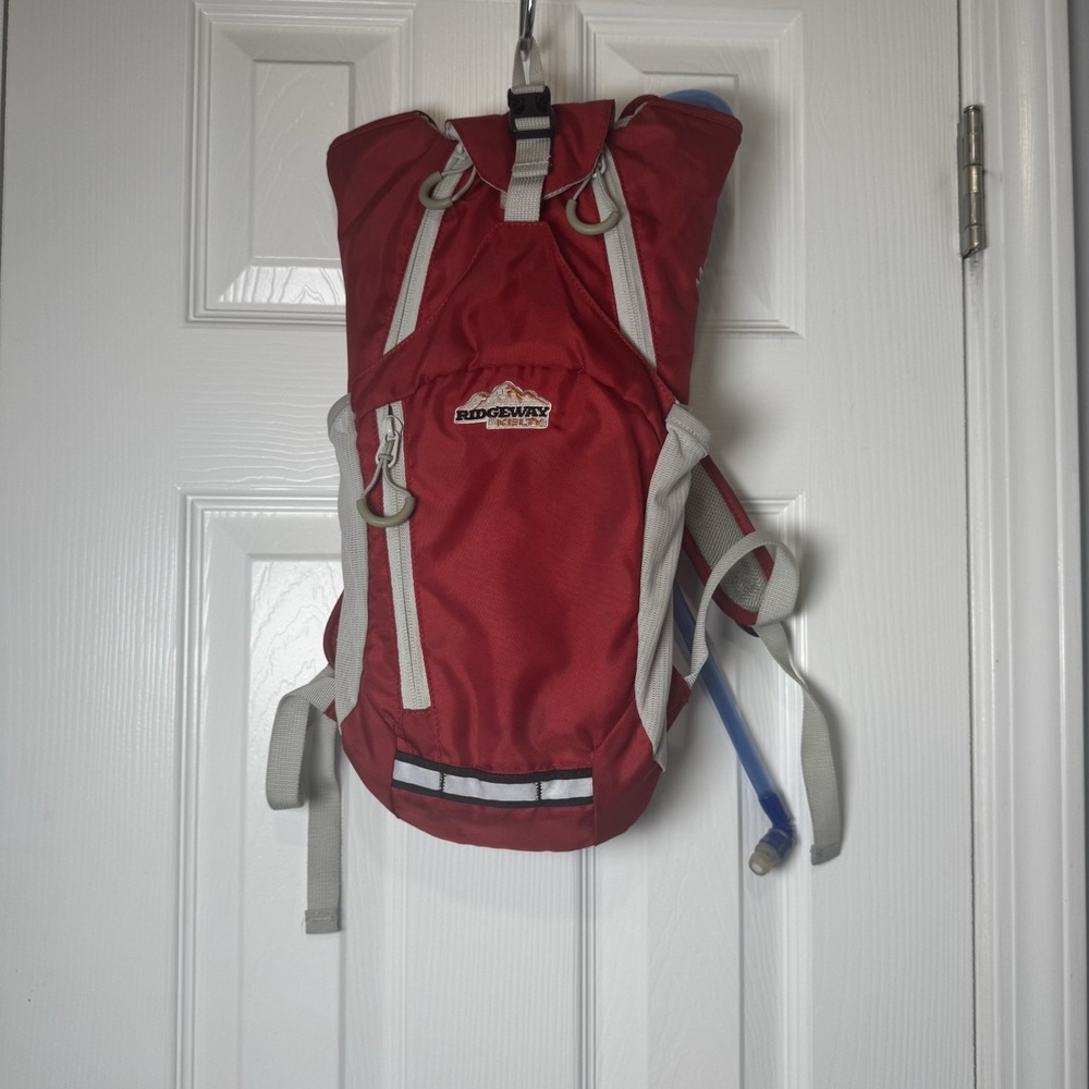 Ridgeway by Kelty Monarch 5L Hydration Backpack Red Gray with Bladder Running